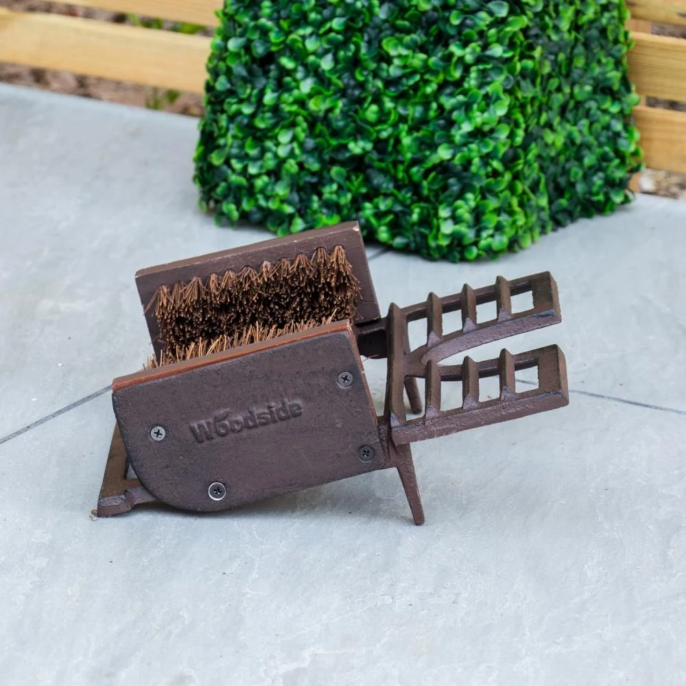 Woodside Cast Iron 3 In 1 Boot Brush, Jack & Scraper Outdoor Shoe Mud Cleaner